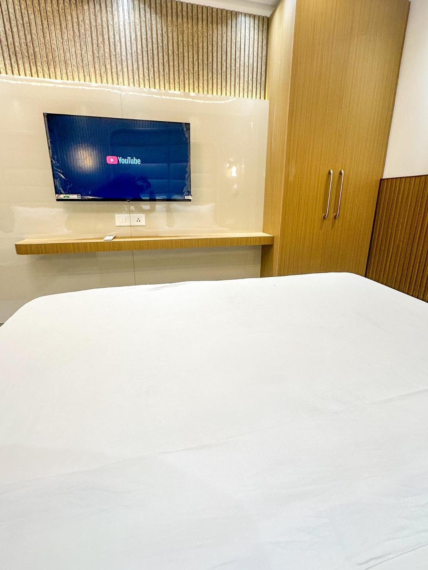 新德里Delhi Delight Premium住宿加早餐旅馆 外观 照片