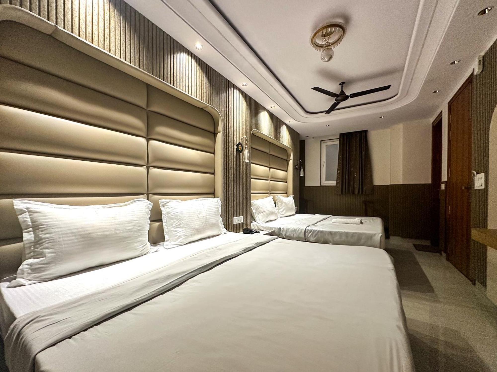新德里Delhi Delight Premium住宿加早餐旅馆 外观 照片