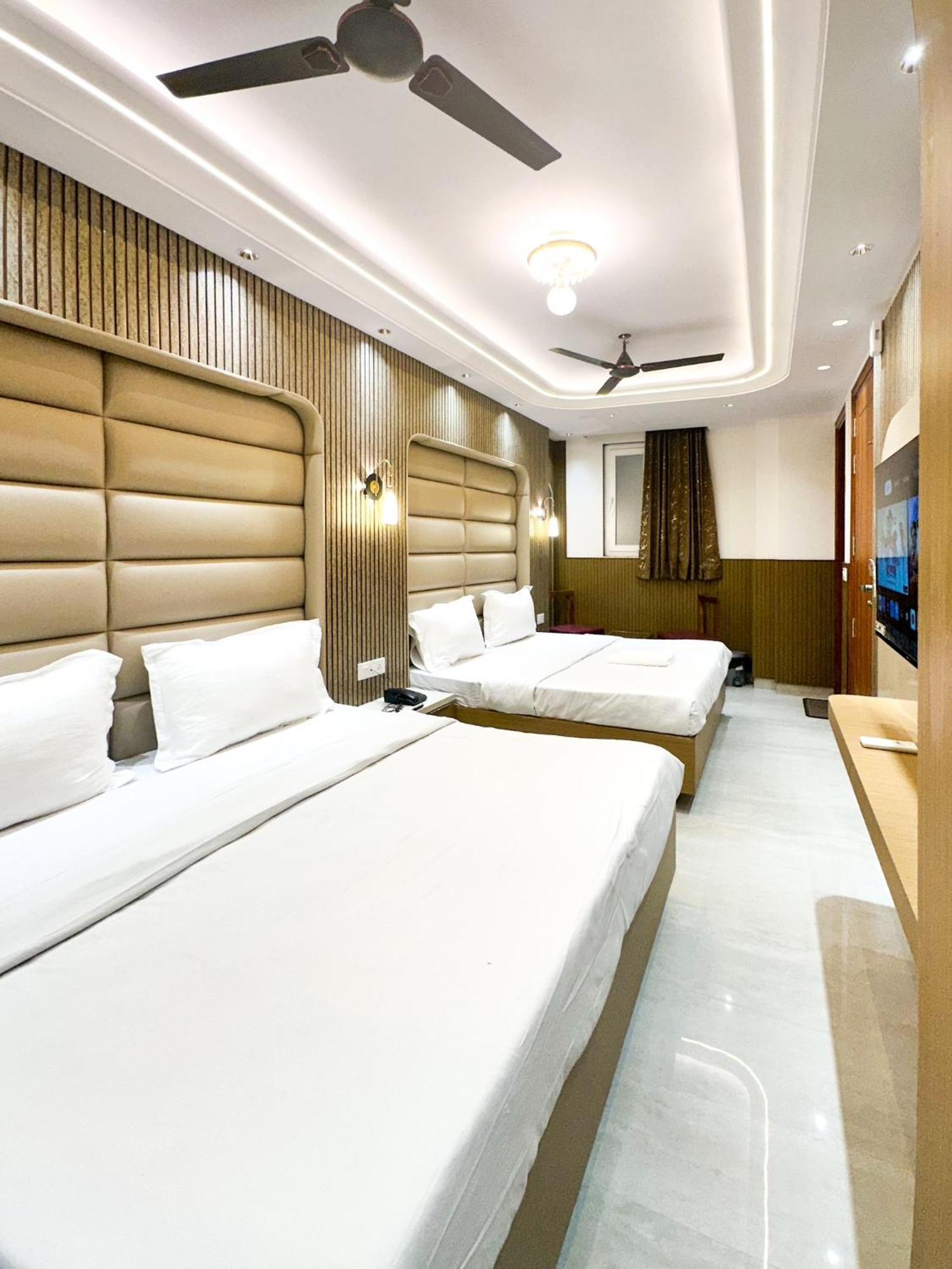 新德里Delhi Delight Premium住宿加早餐旅馆 外观 照片
