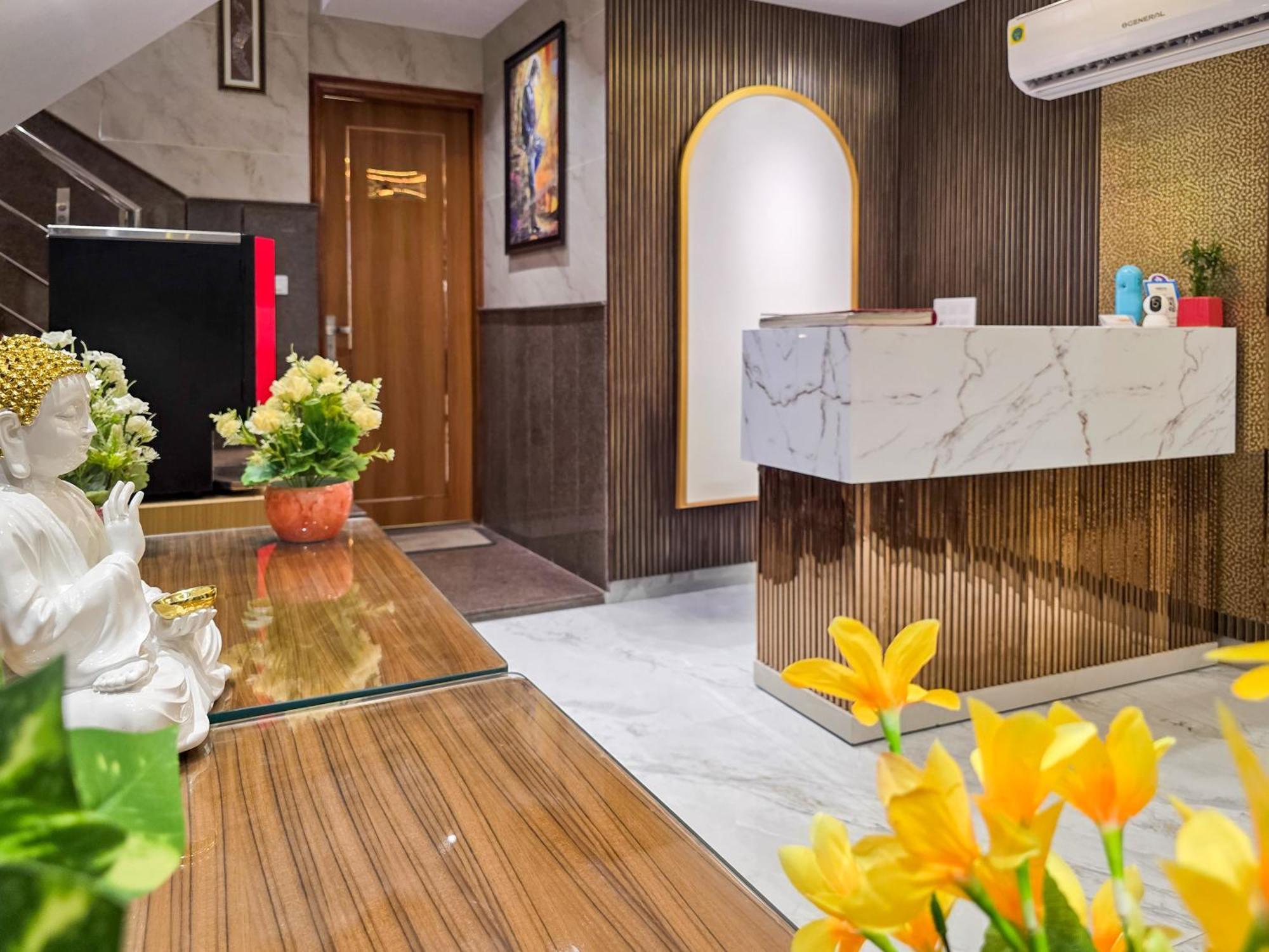 新德里Delhi Delight Premium住宿加早餐旅馆 外观 照片